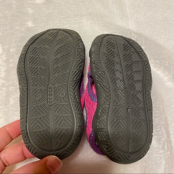 Crocs Kids' Swiftwater Sandal | Water Shoes | Slip On Kids' Sandals - Picture 13 of 16